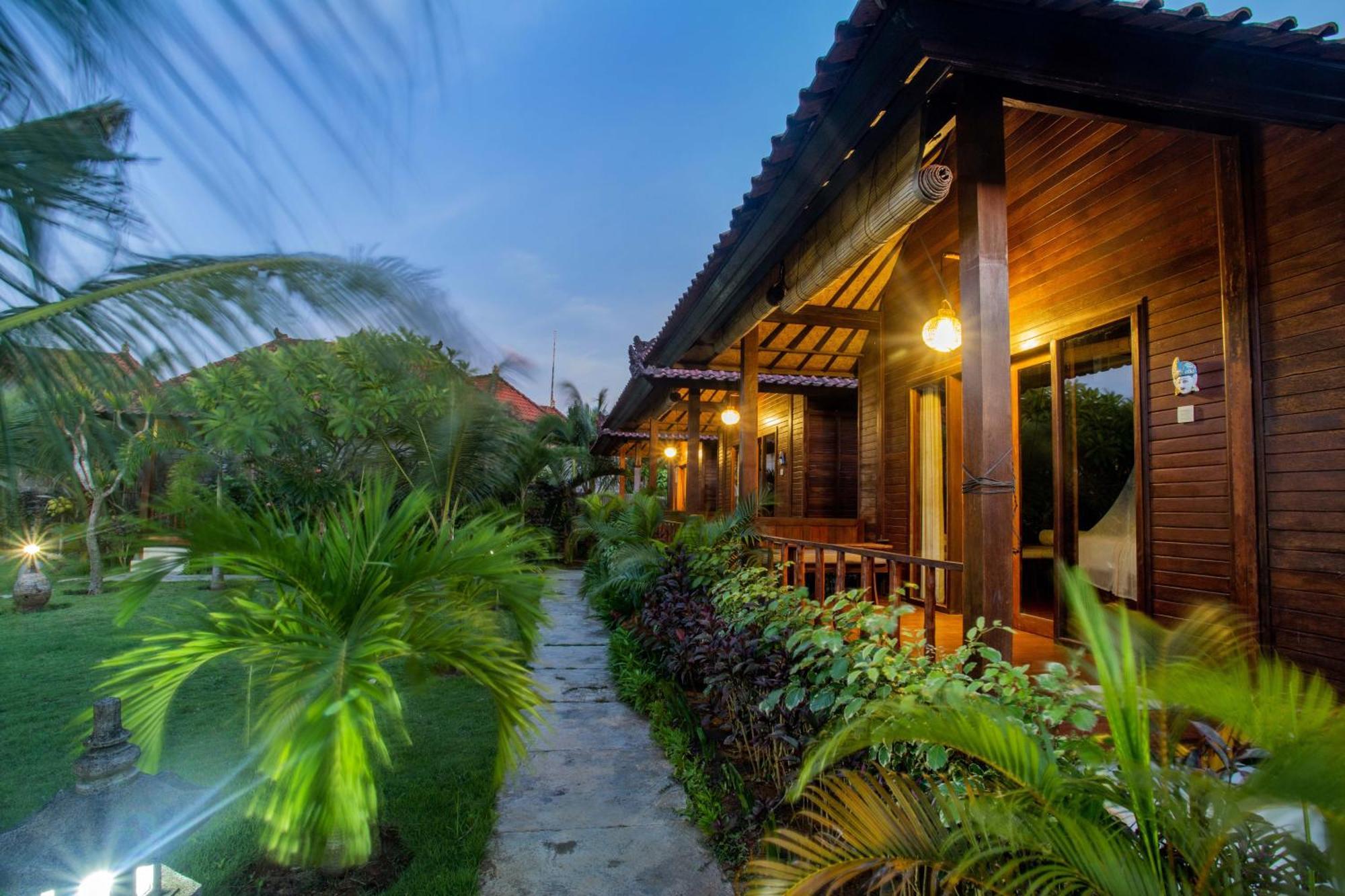 מלון D'Muncuk Huts Lembongan מראה חיצוני תמונה